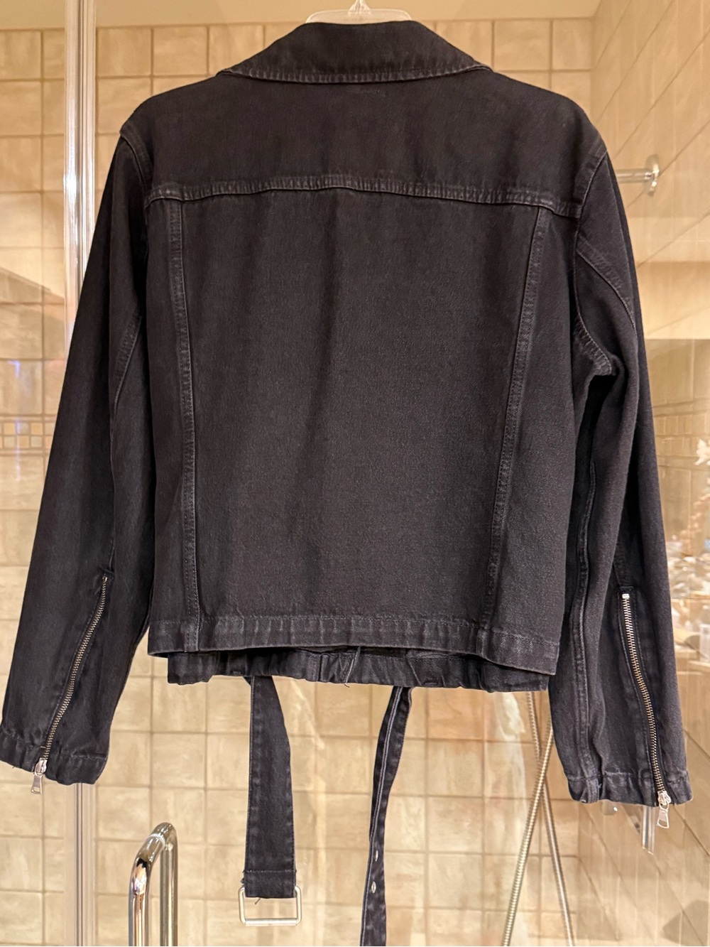 Gap Women’s Black Distressed Moto Jacket with Belt - Picture 9 of 12